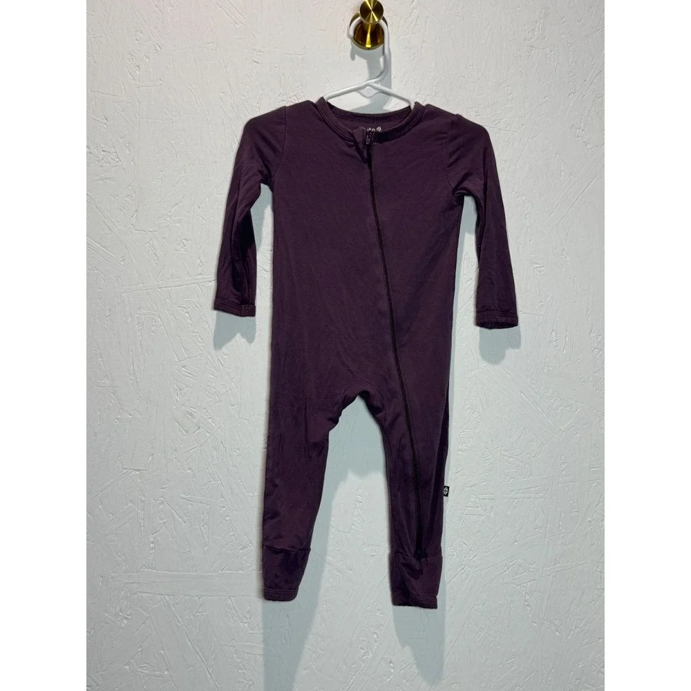 Kyte Baby Bamboo Zippered Romper Eggplant Purple 12-18M Long Sleeve Sleeper